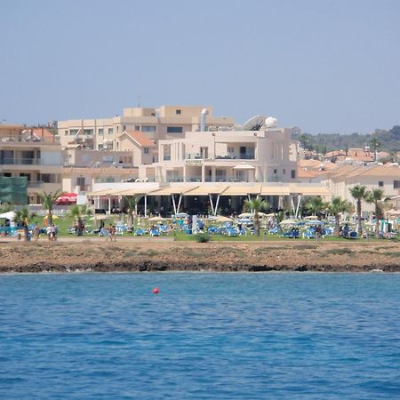 Polyxenia Isaak Luxury Villas And Apartments Protaras Exteriör bild