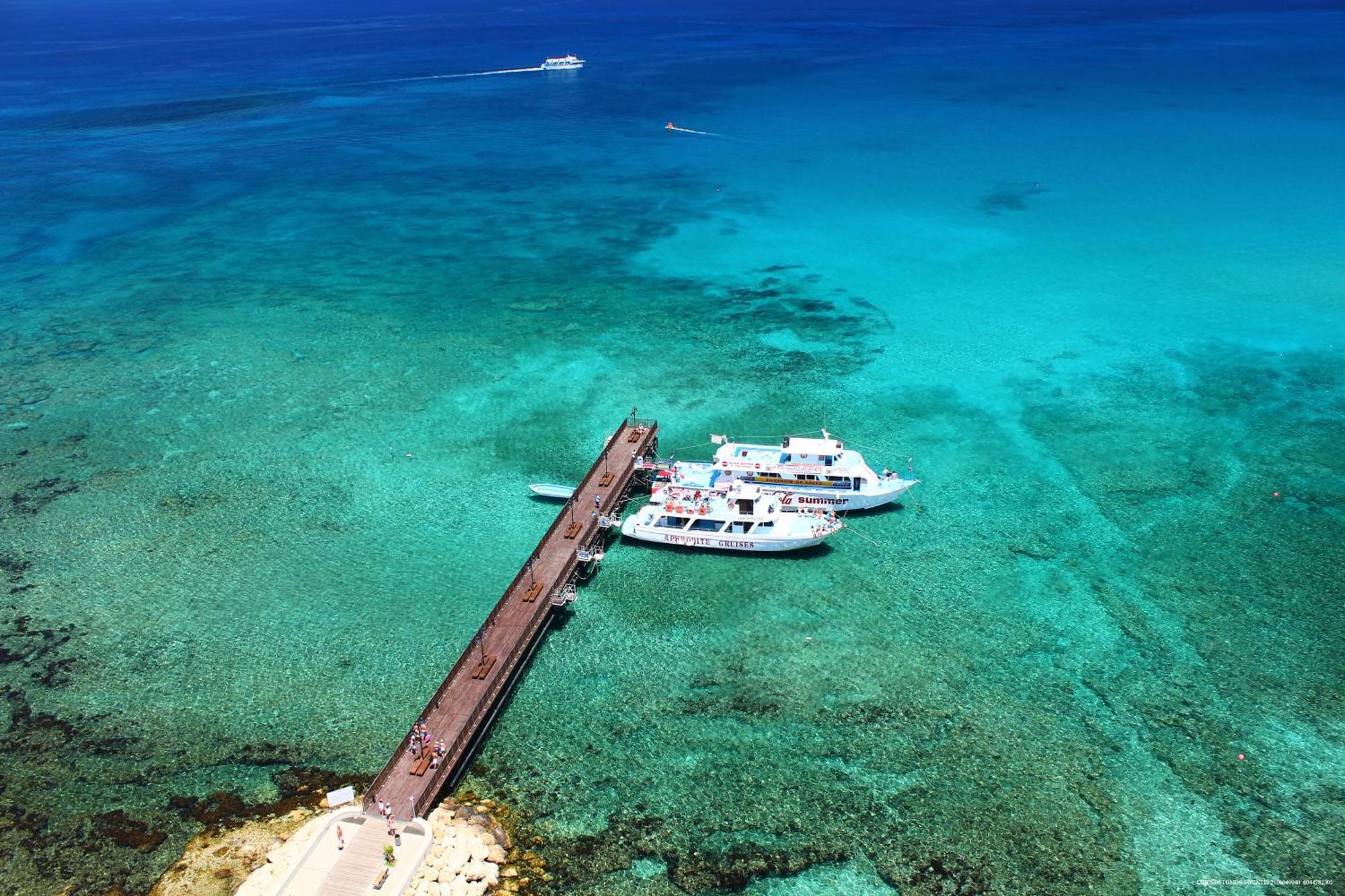 Polyxenia Isaak Luxury Villas And Apartments Protaras Exteriör bild
