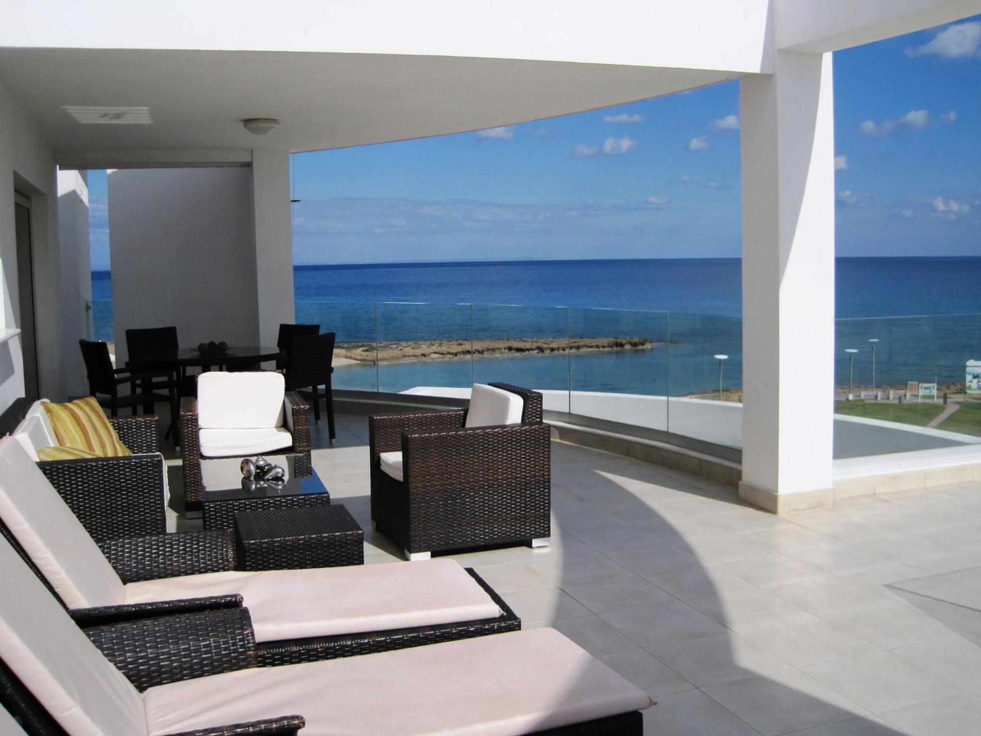 Polyxenia Isaak Luxury Villas And Apartments Protaras Rum bild