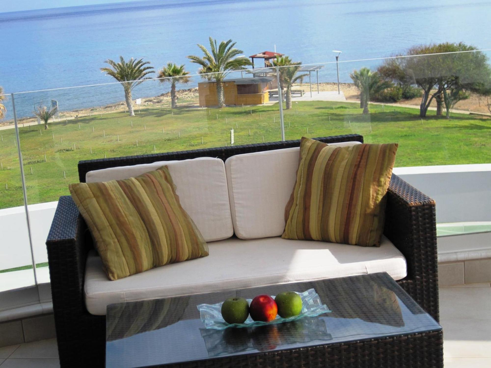 Polyxenia Isaak Luxury Villas And Apartments Protaras Rum bild