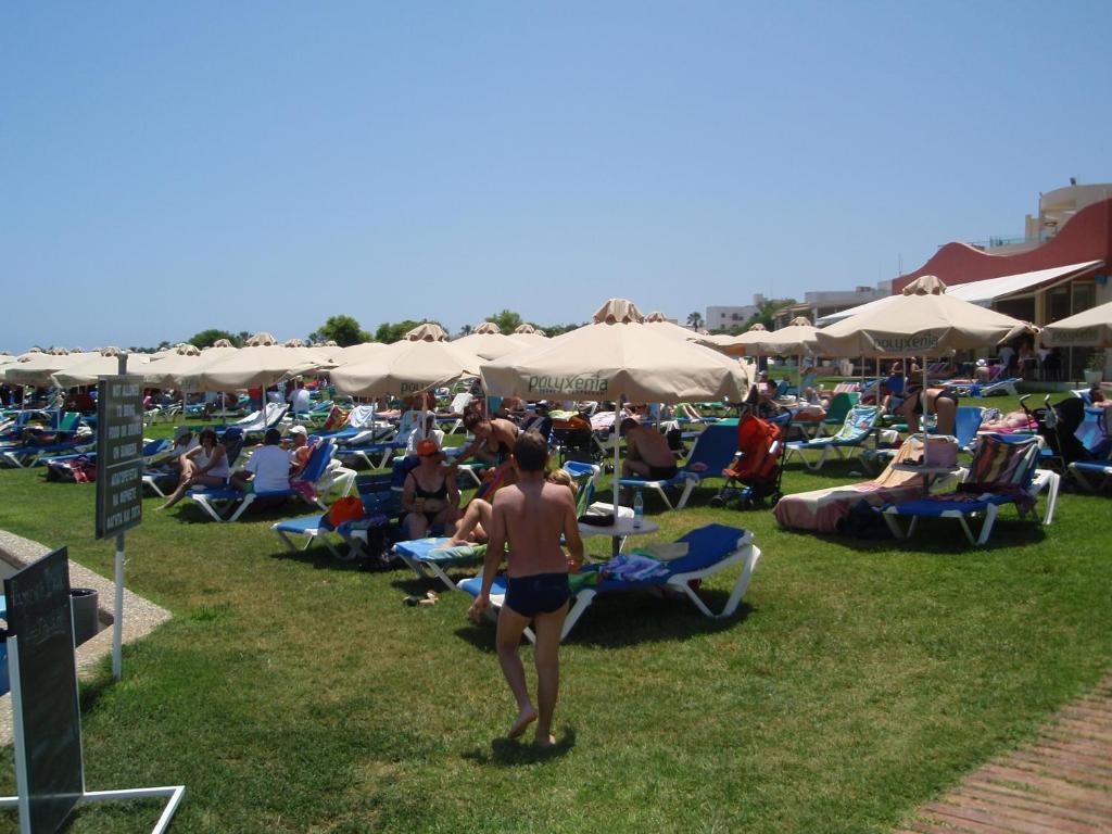 Polyxenia Isaak Luxury Villas And Apartments Protaras Exteriör bild